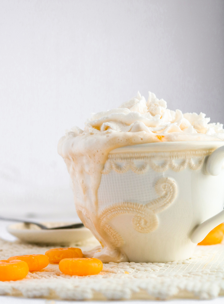How to make vegan butterbeer just like in the Harry Potter series! Add a shot of whiskey and some whipped cream...or don't. You'll love this easy, delicious recipe! #vegan #veganrecipes #butterbeer #harrypotter #butterscotch #drink // plantpowercouple.com