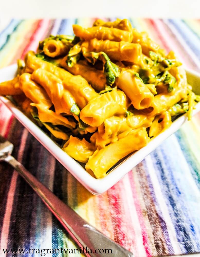 10 (Vegan) Ways to Get Your Greens That Aren't Salad or Gross: Chipotle Mac and Cheese with Greens by Fragrant Vanilla