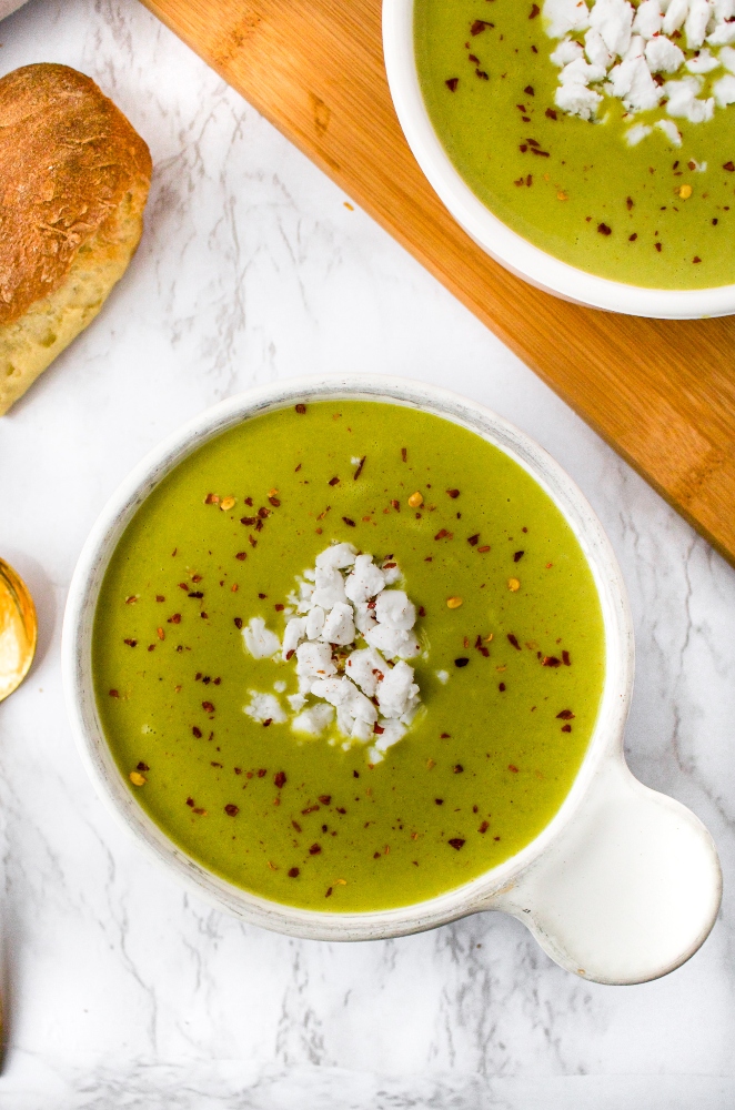 This creamy vegan spinach soup is my FAVORITE vegan spinach recipe! It’s easy to make in a Vitamix or other high-powered blender. The recipe itself is oil-free, gluten-free, and dairy-free and is packed with hidden nutrients from healthy ingredients like potatoes, red lentils, and miso paste! You’ll love the flavor and luxurious creamy texture (even though there’s not a drop of heavy cream in it!).